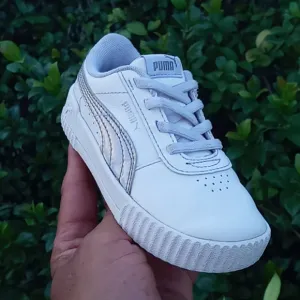 Puma Carina Girls Athletic  Shoes