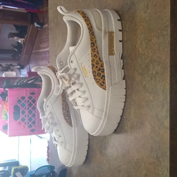 Puma Kids Mayze Roar Platform Sneakers Size 6C