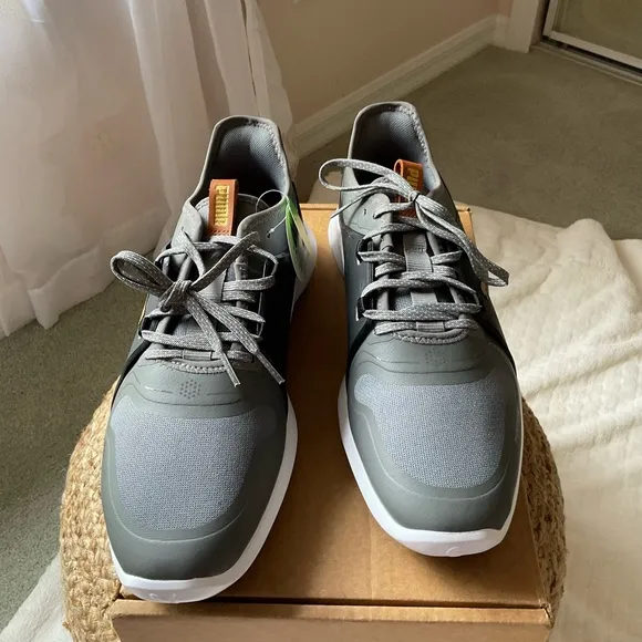 Puma Men's Gray and Black Golf Shoes