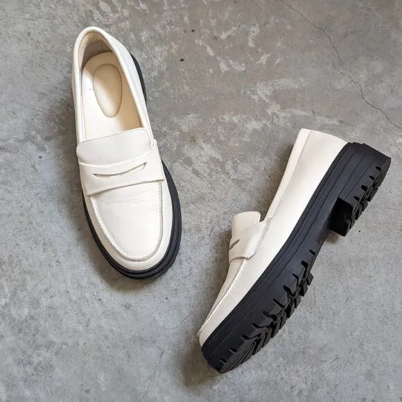 Quince Italian Leather Lug Sole Loafer Cream White/Black Shoes, size 8/39