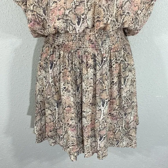 Rails Pink Cream Karla Python Print Blouson Dress Small S AB9