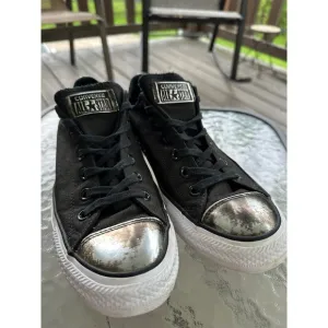 Rare Converse All Star Metallic Toe Cap Sneakers Black Casual Shoes Woman's 9.5