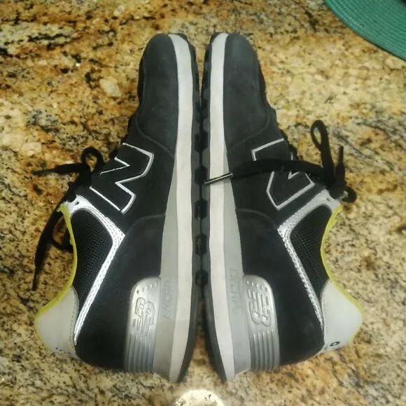 Rare New balance Classic Figs WL574FIG Womens Shoes Sneakers Size 9.5