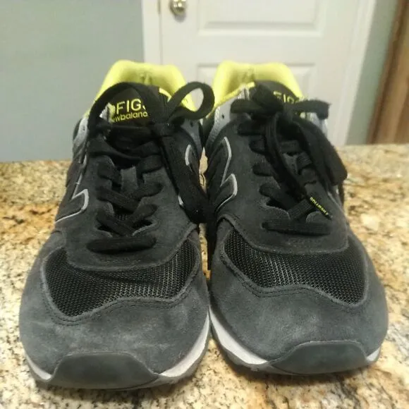 Rare New balance Classic Figs WL574FIG Womens Shoes Sneakers Size 9.5