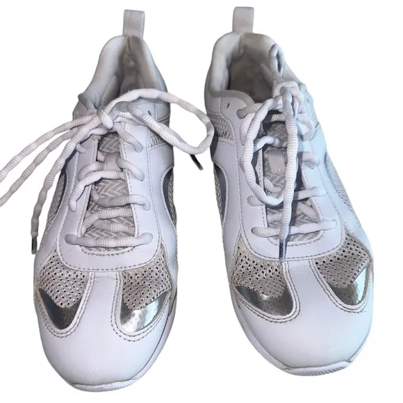 Rebel Recon Athletic Cheer Shoes White Cheerleading size 7.5