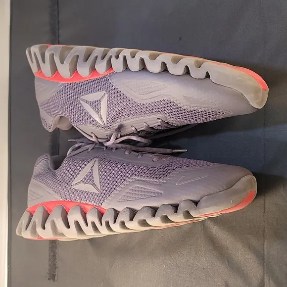 REEBOK MEN'S ZIGPULSE-SE  RUNNING SNEAKER  SHOE