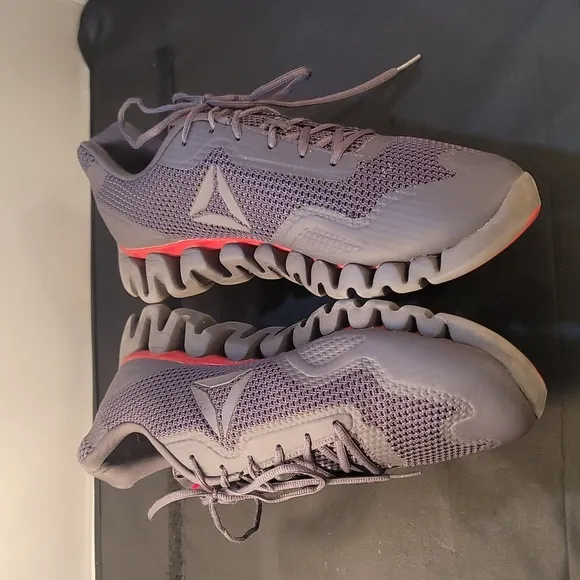 REEBOK MEN'S ZIGPULSE-SE  RUNNING SNEAKER  SHOE