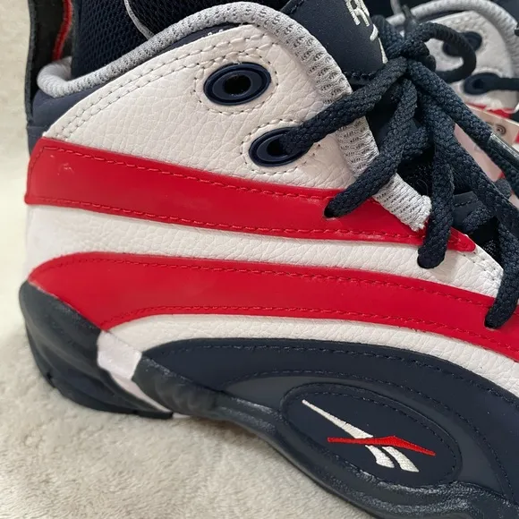 REEBOK SHAQNOSIS USA Unisex Basketball Sneakers Men's 6.5 Women's 8 NEW