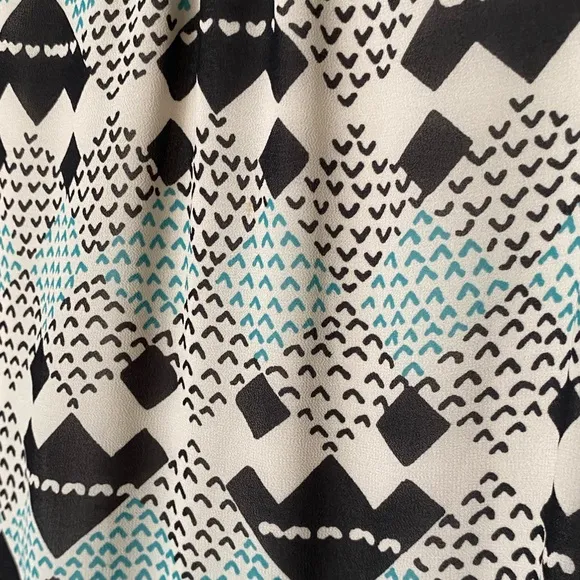 REISS Ardelle Geo Heart Mini Dress Long Sleeve Size 6