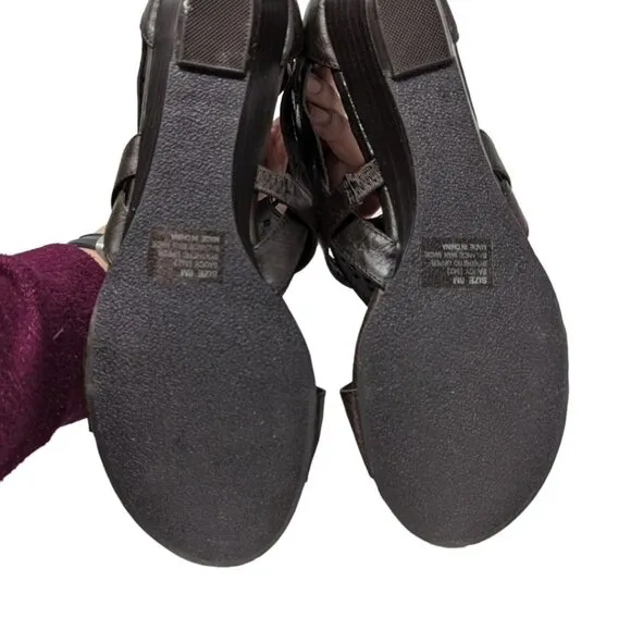 Relativity Open Toe Gladiator Grey Pewter Wedge Sandals Shoes Back Zipper Size 8