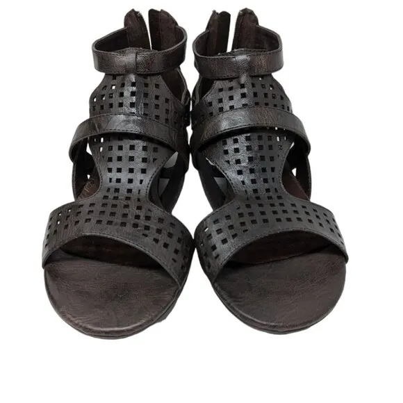 Relativity Open Toe Gladiator Grey Pewter Wedge Sandals Shoes Back Zipper Size 8