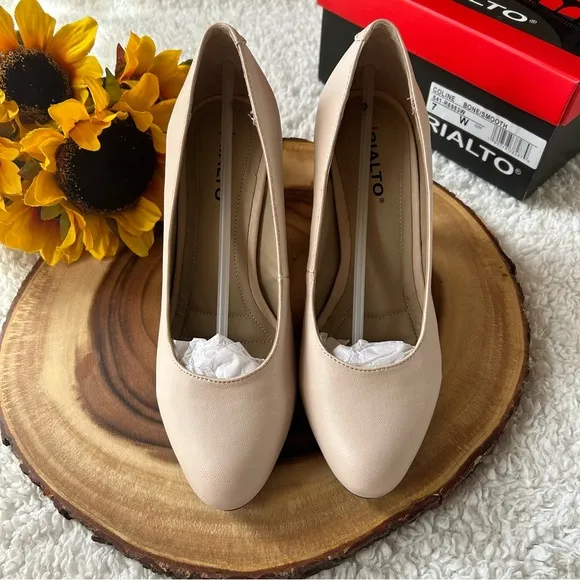Rialto Coline Pumps