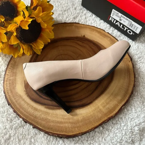 Rialto Coline Pumps