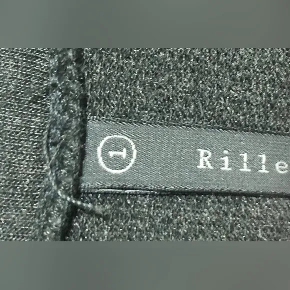 Riller &amp; Fount Emma Sweater Dress Sz 1 -S Stretch USA Deep Plunge Neck Modern