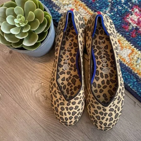 Rothys spotted leopard print round toe size 9 flat woman’s shoes