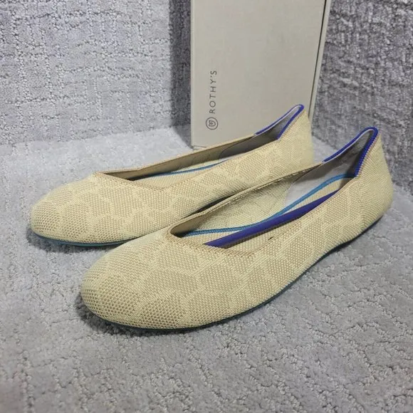 Rothys The Flat Women's Size 10 US Sahara Gold Round Toe Slip on Flat Shoes