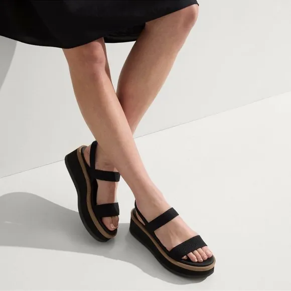 Rothy’s The Lightweight Wedge Sandal Pepper Black Platform Shoes 11