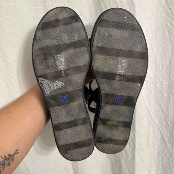 Rothy’s The Lightweight Wedge Sandal Pepper Black Platform Shoes 11