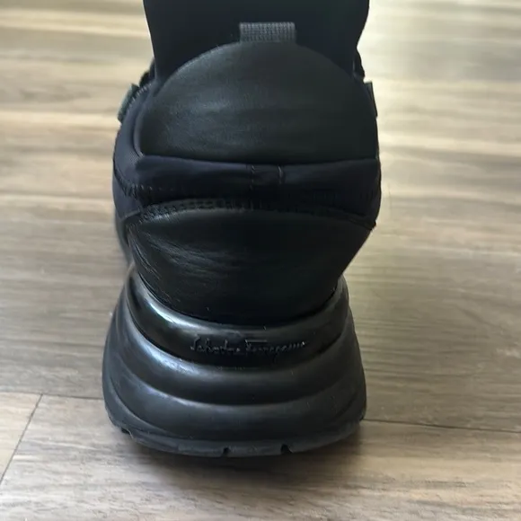 Salvatore Ferragamo Black Sneakers Modern Athletic Design