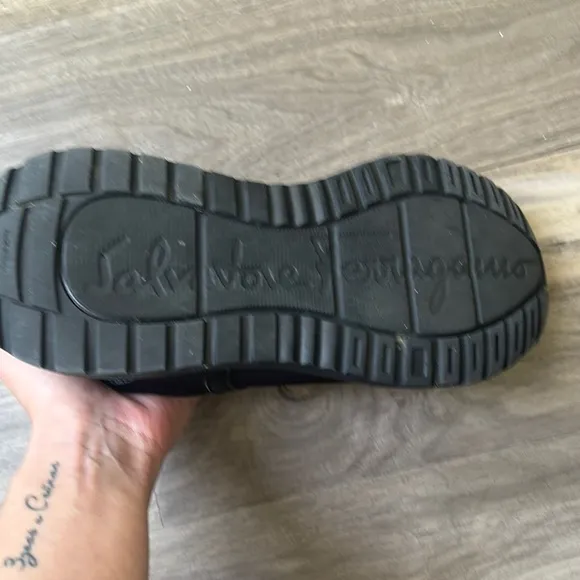 Salvatore Ferragamo Black Sneakers Modern Athletic Design