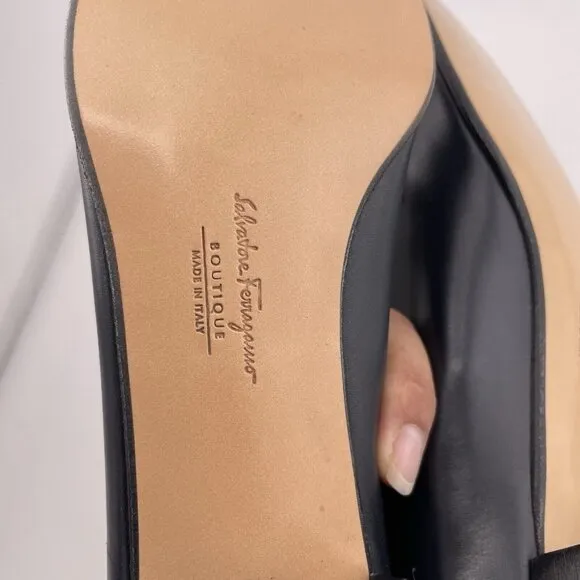 Salvatore Ferragamo Boutique Bambina Bianca Calf Heeled Loafers Women’s 9‎ AAAA