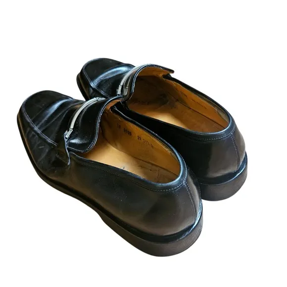 Salvatore Ferragamo Leather Loafer Slip on Dress Shoes Mens 11.5 D Black Classic