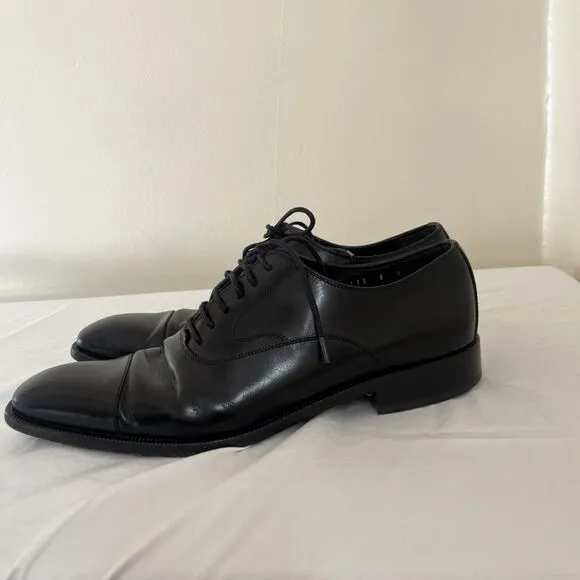 SALVATORE FERRAGAMO Vintage Calfskin Leather Cap Toe Lace-Up Oxford, Black- 8
