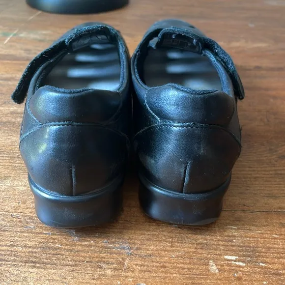 SAS Roamer Women's Black Leather Mary Janes Shoes Sz 9 N