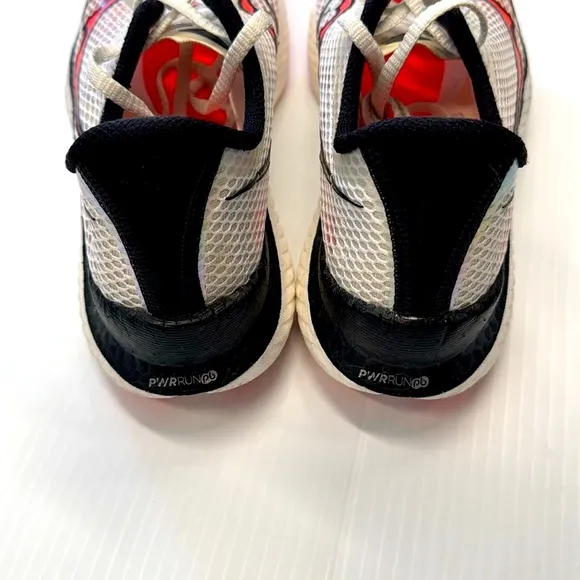 Saucony Endorphin Pro 3 Women’s size 10 Pre owned