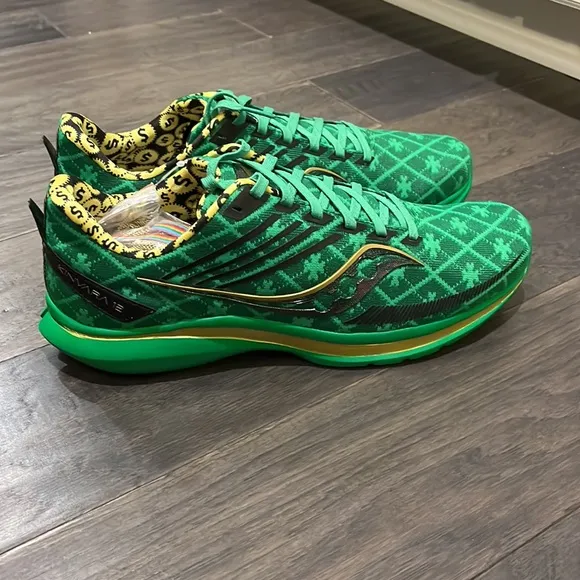 Saucony Kinvara 12 St. Patrick’s Patty’s Day Clover Green shoes sneakers Mens