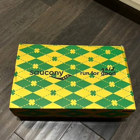Saucony Kinvara 12 St. Patrick’s Patty’s Day Clover Green shoes sneakers Mens