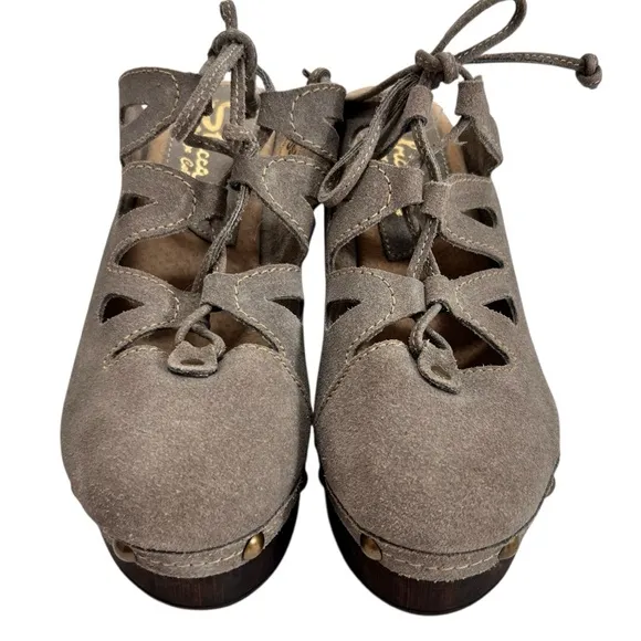 Sbicca Isold Stone Gray Clog Platform Shoes