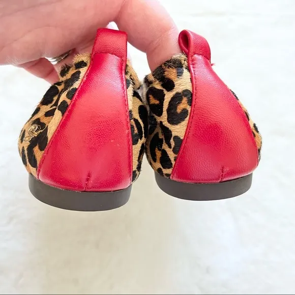 SEECAAS LEOPARD WITH RED CAP TOE Size 10 Chic Stylish Fun Trendy Artsy Modern