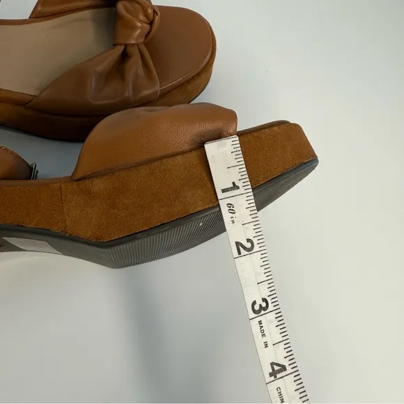 Seychelles Slow Motion Tan Sandals Suede Buttery Leather Ankle Strap Size 8