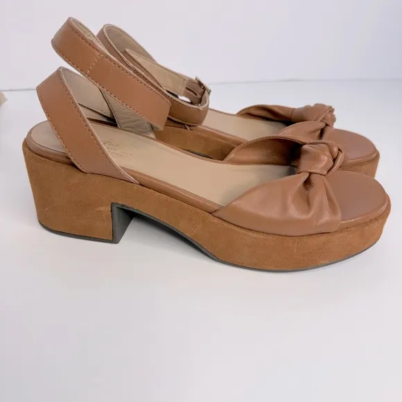 Seychelles Slow Motion Tan Sandals Suede Buttery Leather Ankle Strap Size 8