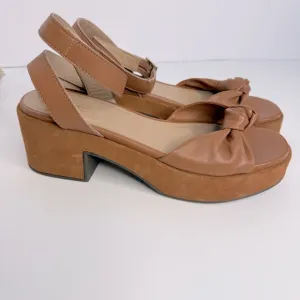 Seychelles Slow Motion Tan Sandals Suede Buttery Leather Ankle Strap Size 8