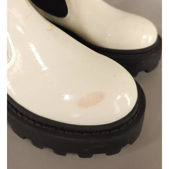 Simon Miller Scrambler Chelsea Boots Size 38 US 8 Womens Macadamia $540