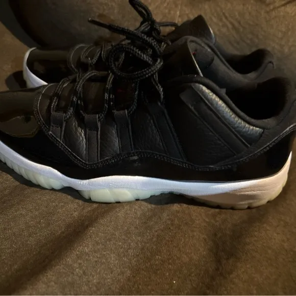 Size 12 - Jordan 11 Retro Low 72-10