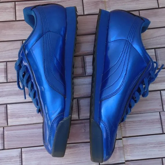 SIZE 7. PUMA Men's Roma Ano Royal lightweight athletic sneakers shoes.