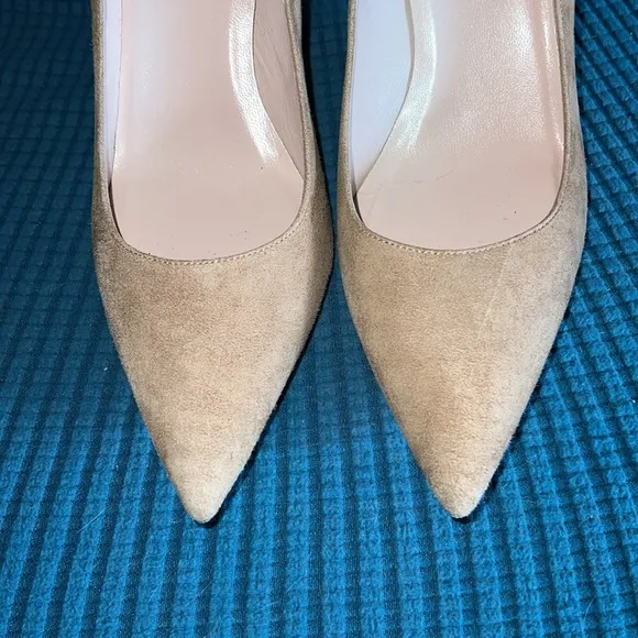 SJP Classic Pump Shoes