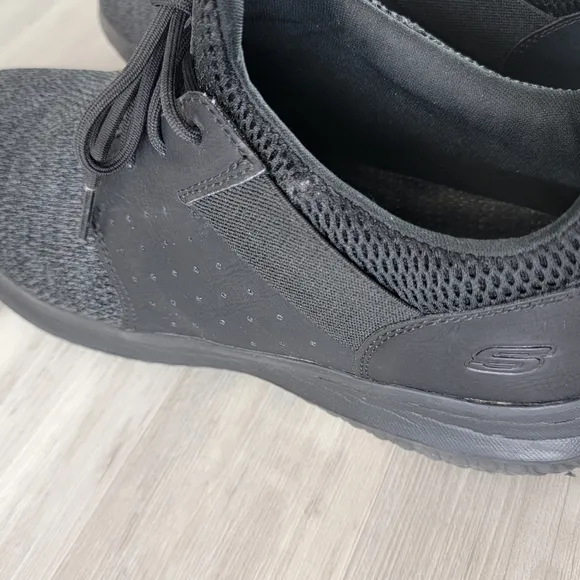 Skechers Men's Classic Fit Delson Camden Sneaker Walking Shoes Black Size 12