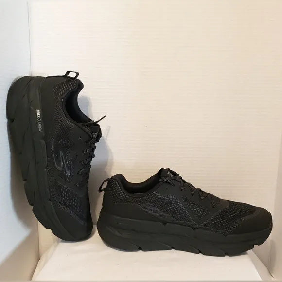Skechers Men's Go Run Max Cushion Black Sneakers 10.5