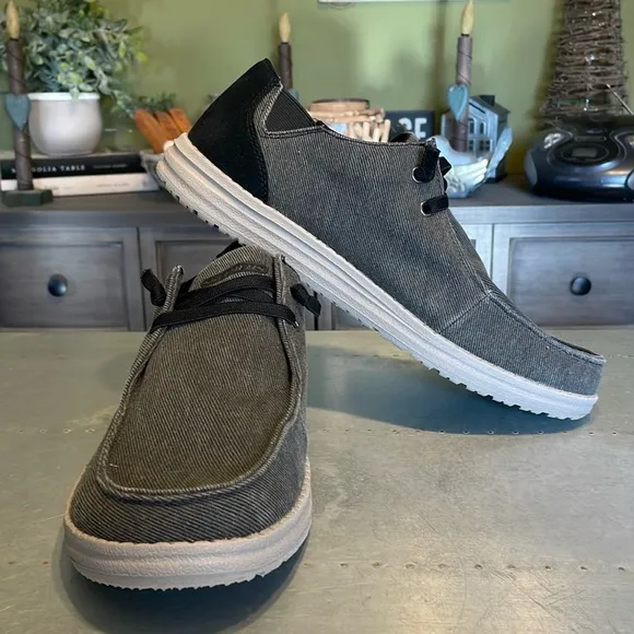 Skechers men’s wide fit, air cooled, comfort shoes, gray/black size 11