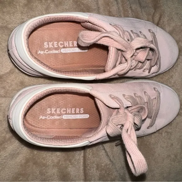 Skechers Street LA  Back Again Genuine Suede 73999 LTPink White Women’s Size 9