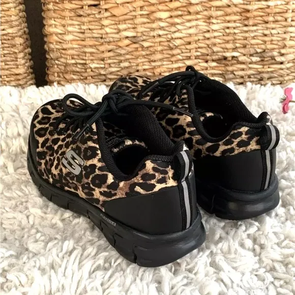 Skechers Sure Track Composite Toe Safety Shoes Womens Size 7.5 Leopard Black