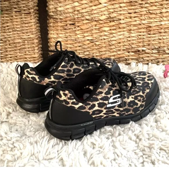 Skechers Sure Track Composite Toe Safety Shoes Womens Size 7.5 Leopard Black