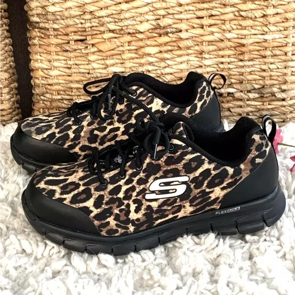 Skechers Sure Track Composite Toe Safety Shoes Womens Size 7.5 Leopard Black