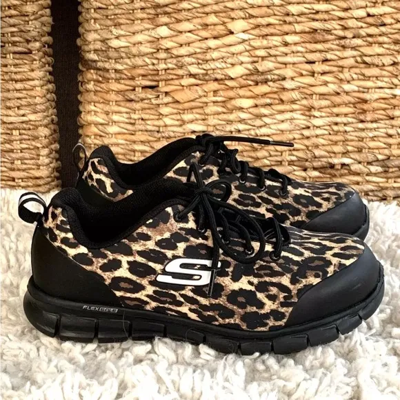 Skechers Sure Track Composite Toe Safety Shoes Womens Size 7.5 Leopard Black