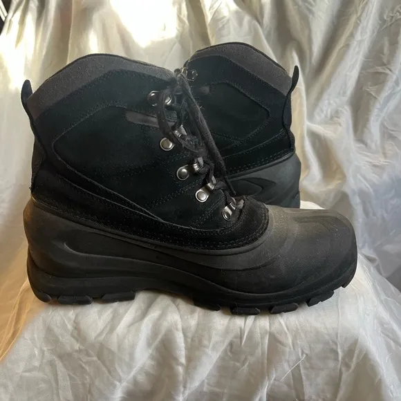Sorel Cold Mountain 1435-010 Thinsulate insulation men’s boots size 9. EUC