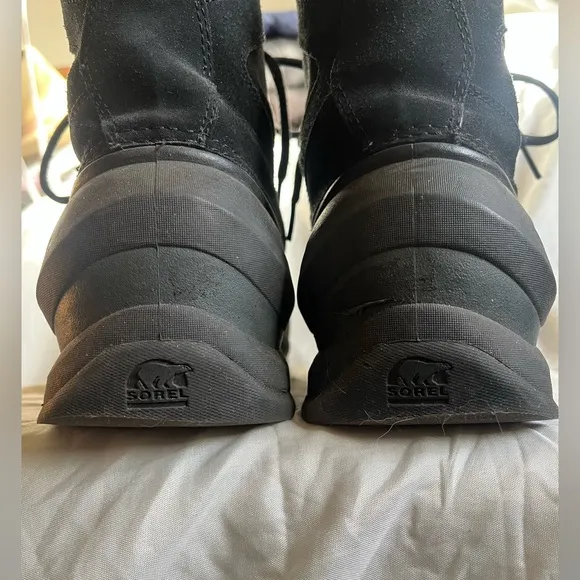 Sorel Cold Mountain 1435-010 Thinsulate insulation men’s boots size 9. EUC